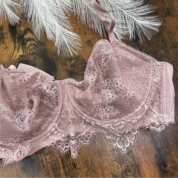 Victoria’s Secret Baby Pink Bralette - Picture 2 of 5